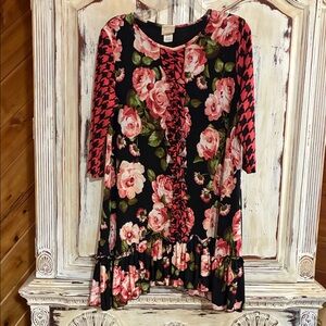 Floral Black and Pink Women's Tunic